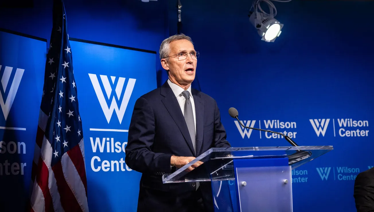 Stoltenberg Unveils, NATO in Consultations To Place More Nuclear Weapons on Standby To Deter Russia, China
