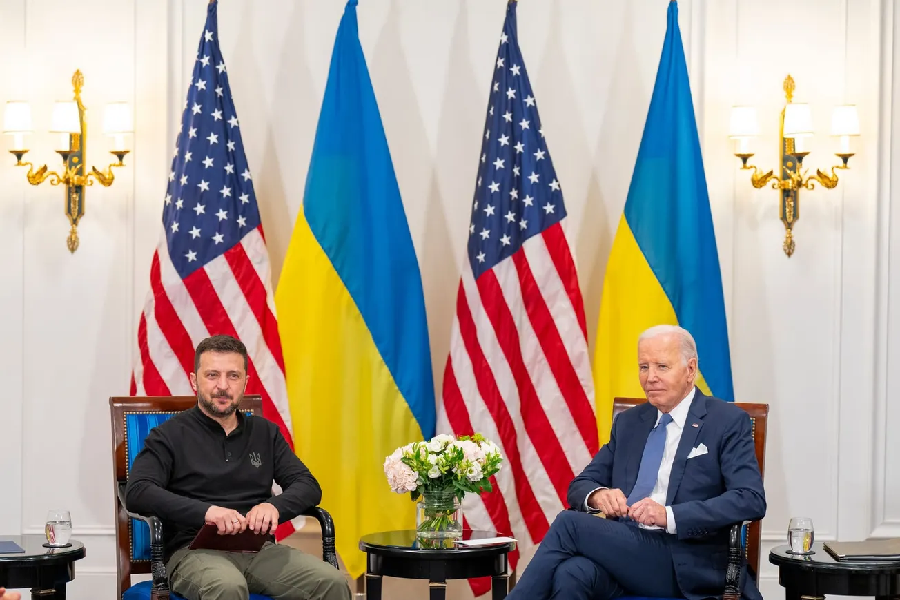 In Paris, Biden Announces More U.S. Military Aid to Ukraine