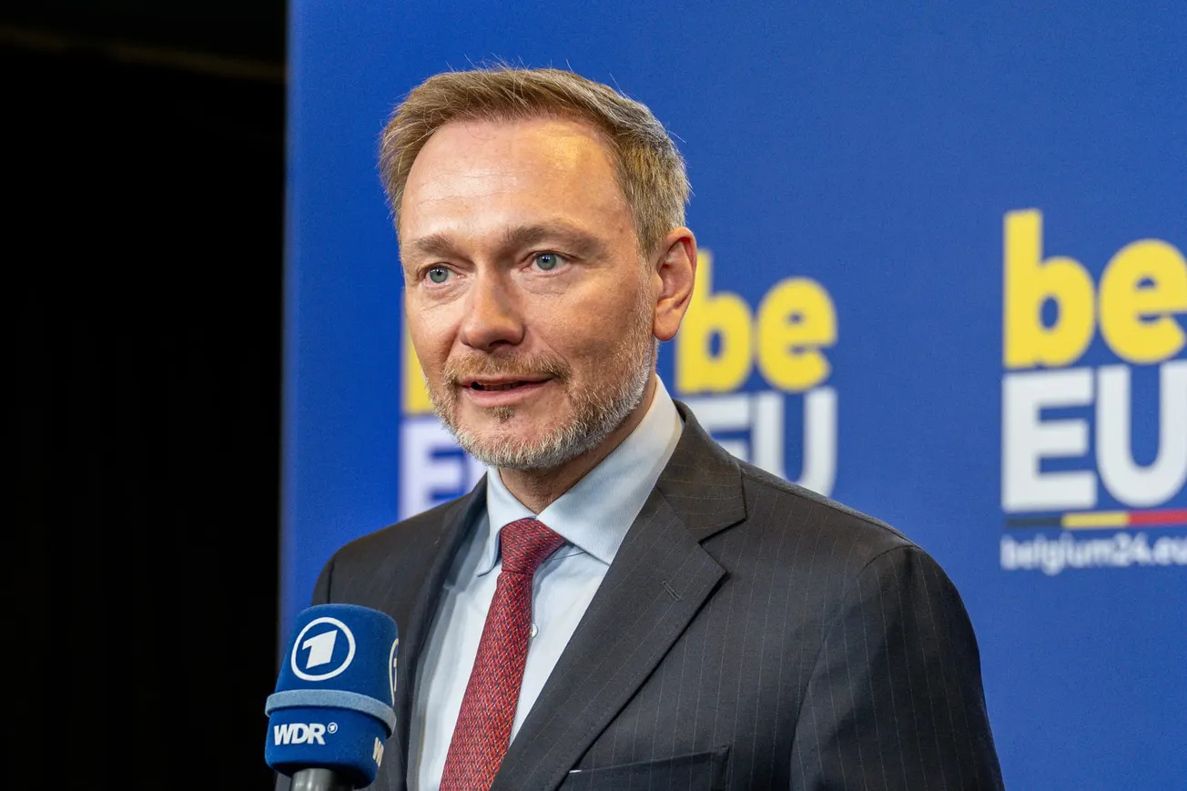 Germany Eccentrically Using Russian Assets To Halve Its Aid to Ukraine