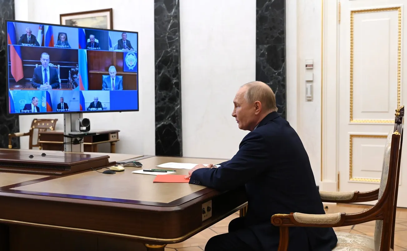 Russia’s Security Council Meets To Discuss International Payment System