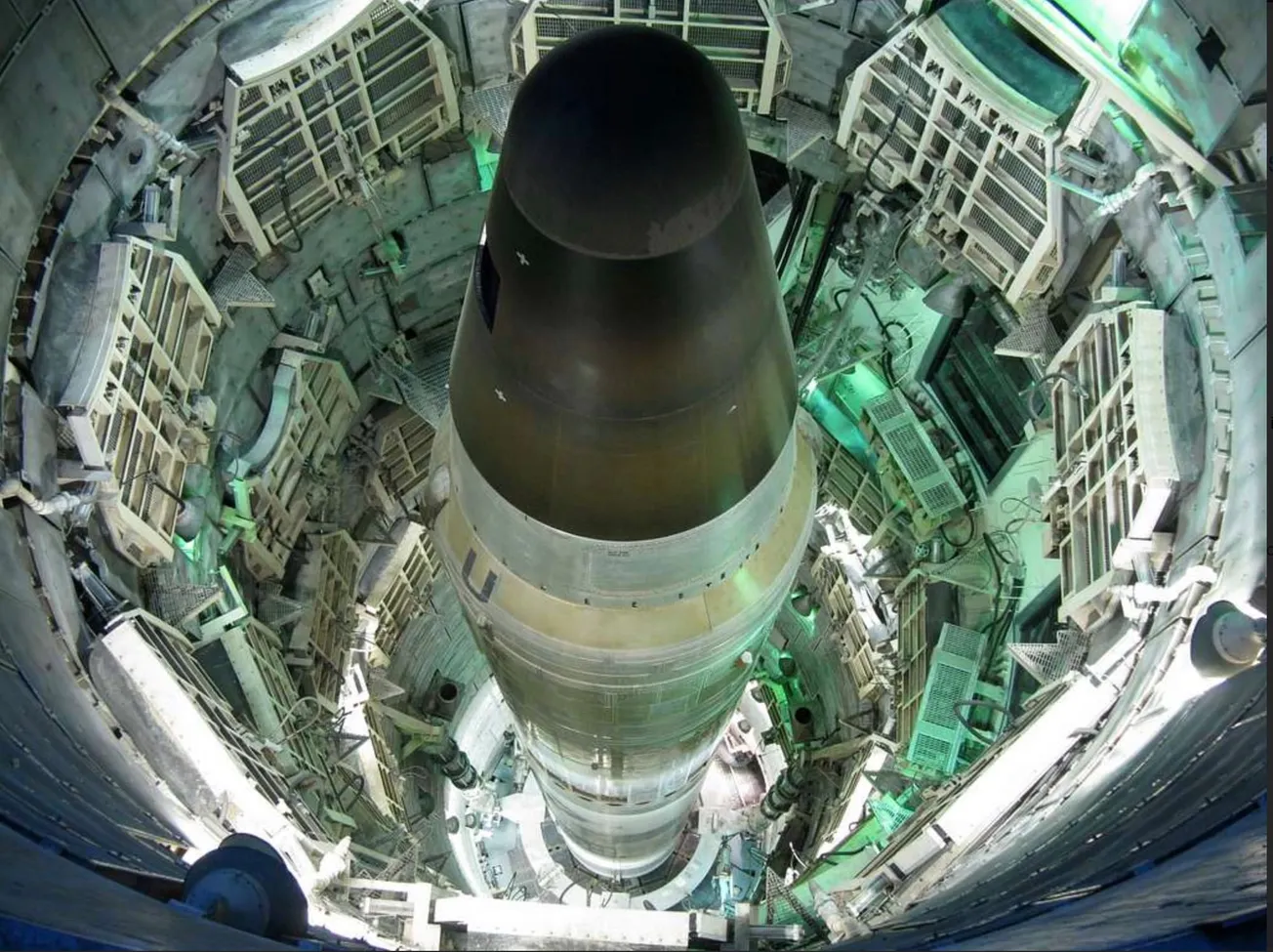 The Nuclear Madness in the U.S. Is Institutional