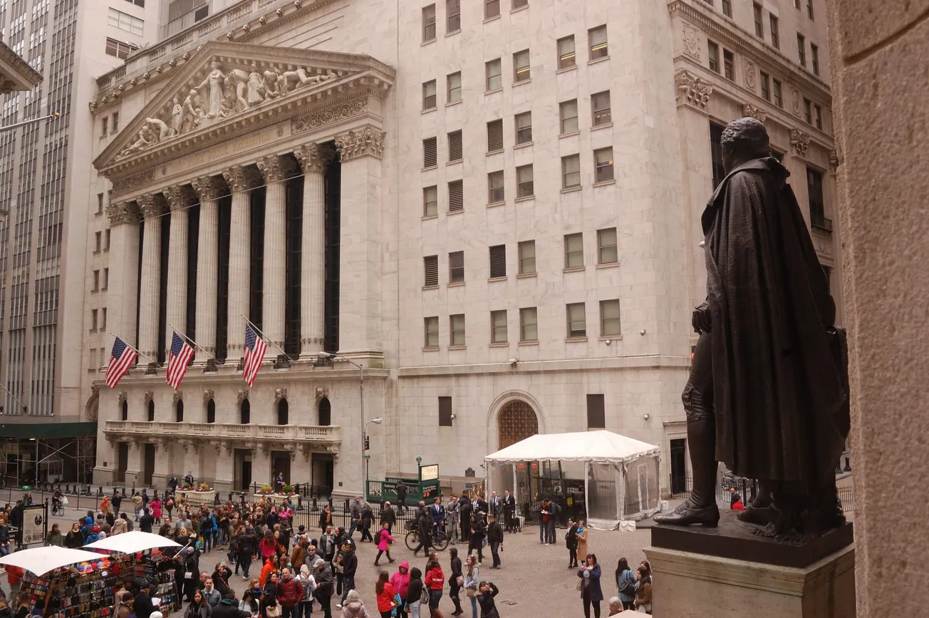 London and Wall Street Full of Threatening 'Concern' for a Real Problem: U.S. Debt