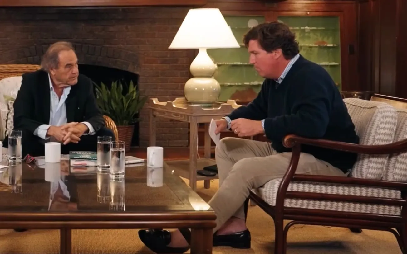 Oliver Stone Gives Interview to Tucker Carlson: ‘I Showed Putin Dr. Strangelove’