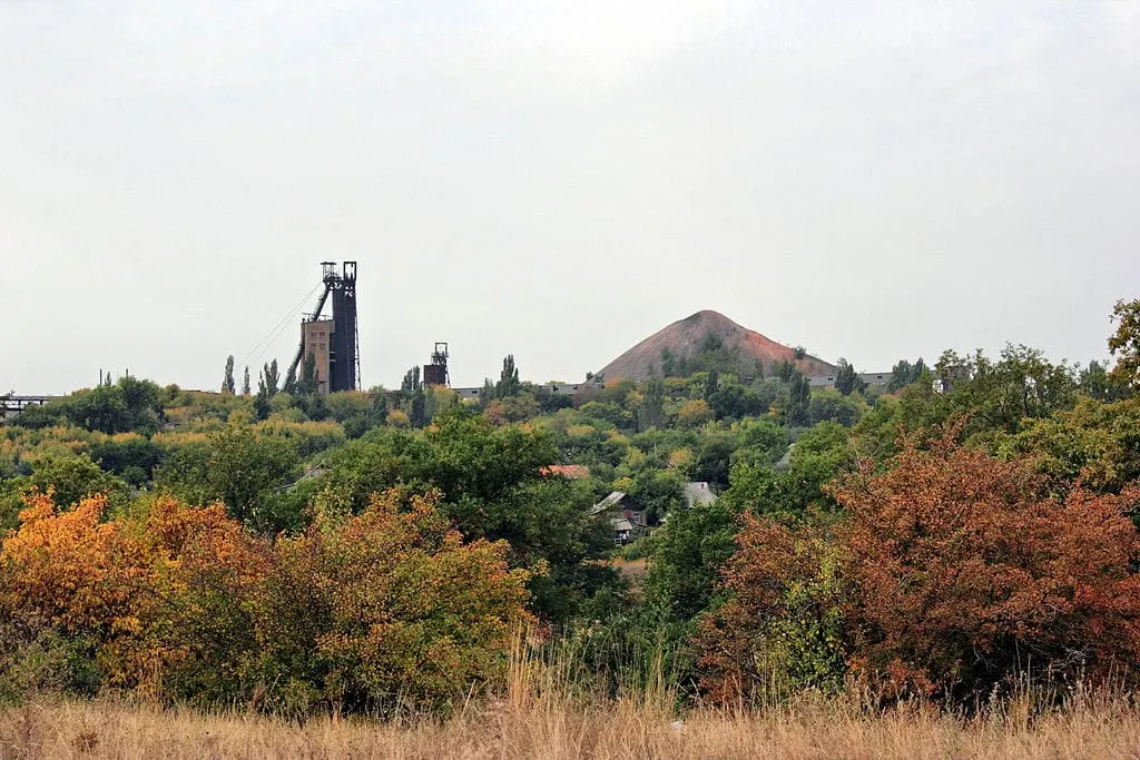 Trump Administration Seeks Ukraine's Resource Revenues without Security Guarantees