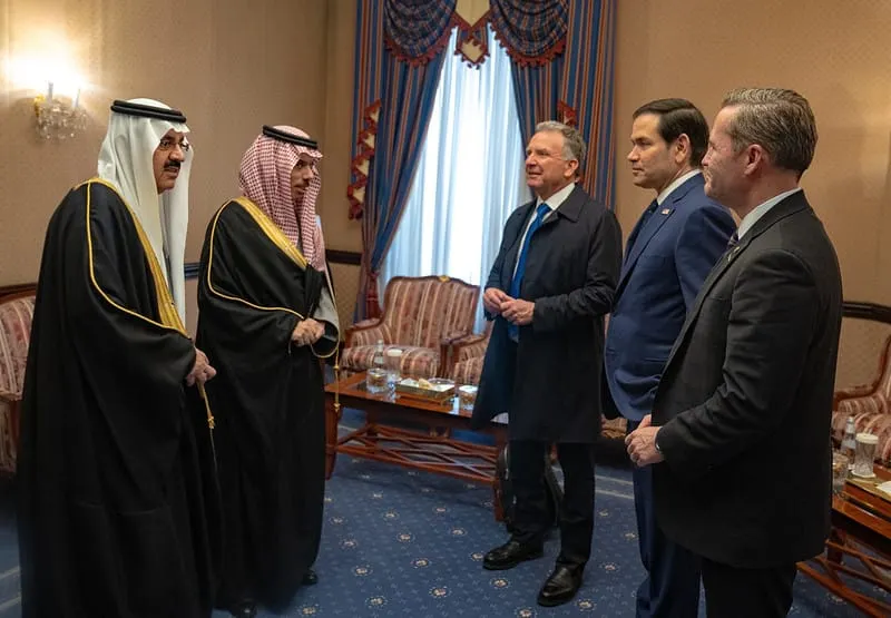 Waltz and Ushakov Respond to U.S.-Russia Meeting