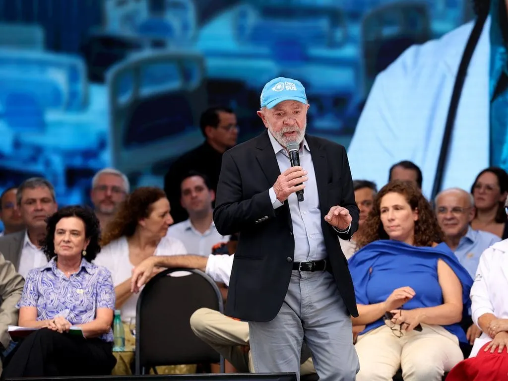 Lula Rejects Trump's Gaza Proposal, Defends BRICS Right To Discuss Dollar's Role