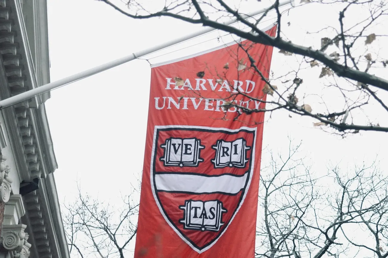 Harvard Decertified for International Students