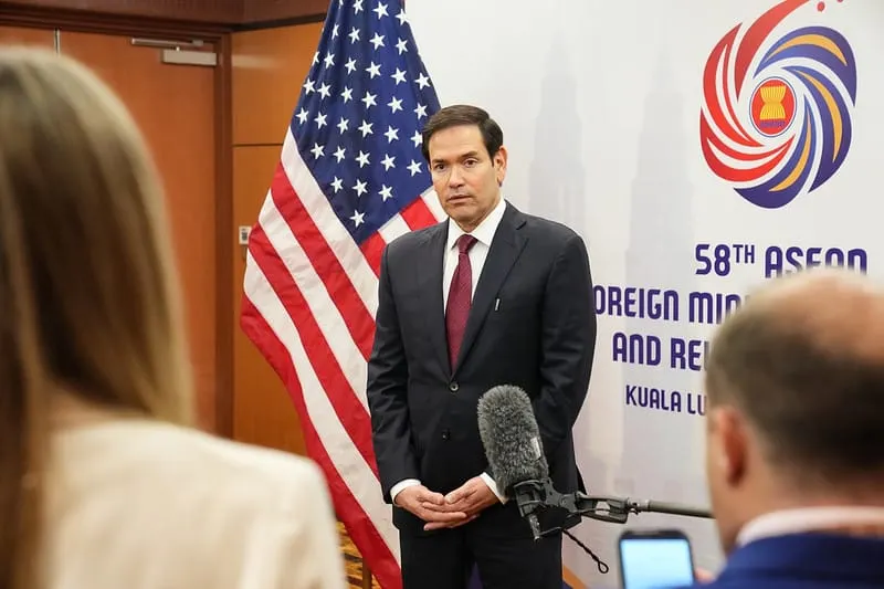 U.S. and Russian Foreign Policy Chiefs Have 'Substantive and Frank Exchange of Views’ in Malaysia