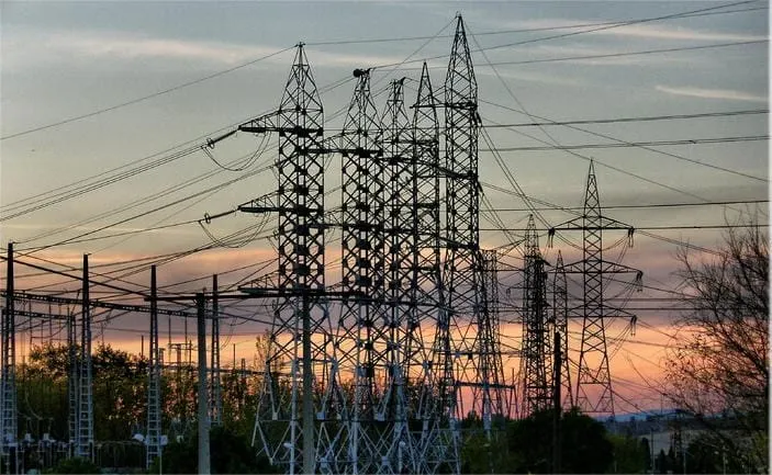 Europe Surprised by a Phenomenon That Scientists Call 'Summer'; Meanwhile, China Thinks Ahead