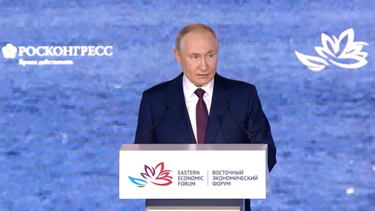 Putin Tells EEF, Trilateral Cooperation in Arctic Development Is on the Horizon