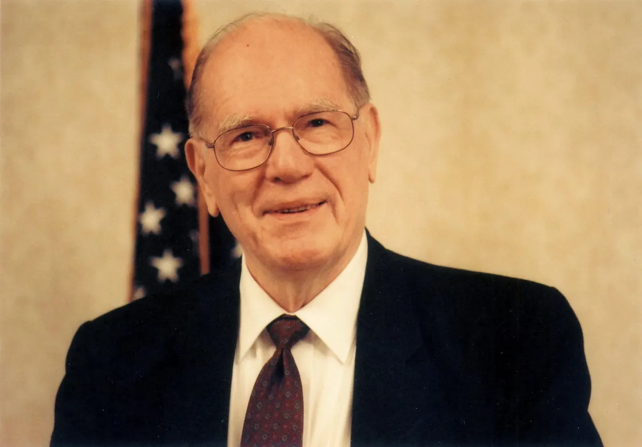For the 103rd Anniversary of the Birth of Lyndon LaRouche, Make the World a Safer Place!