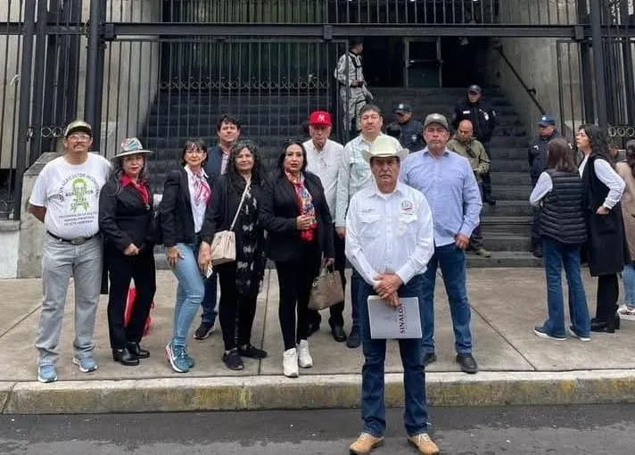 Mexican Farmers Insist, Free Basic Grain Production from Speculators Now!