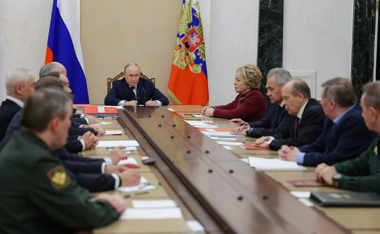 Kremlin Spokesman Stresses Russia's Commitment to Nuclear Test Ban