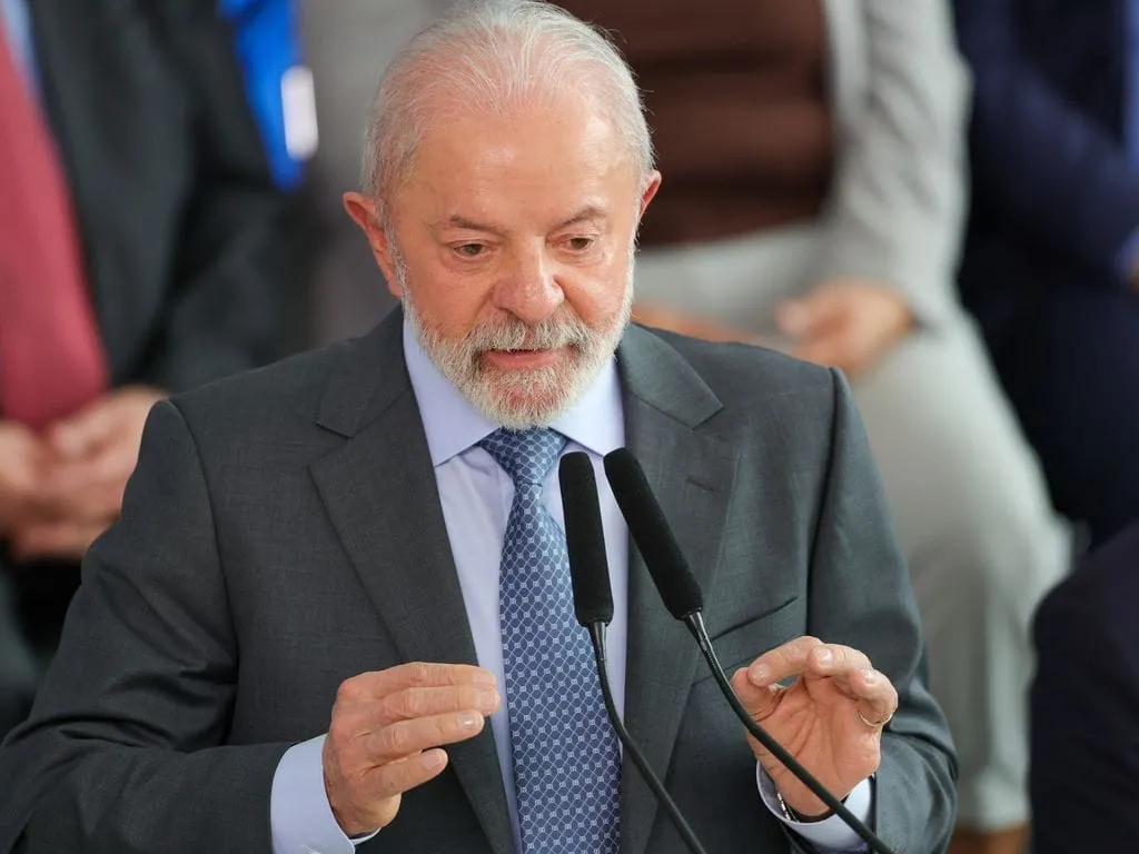 Lula and Trump Discuss Tariffs, Cooperation Against Organized Crime