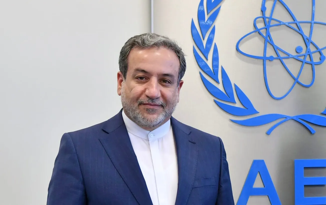 Trump Claims Iran Wants Talks with U.S., Reiterates Threat of Strike