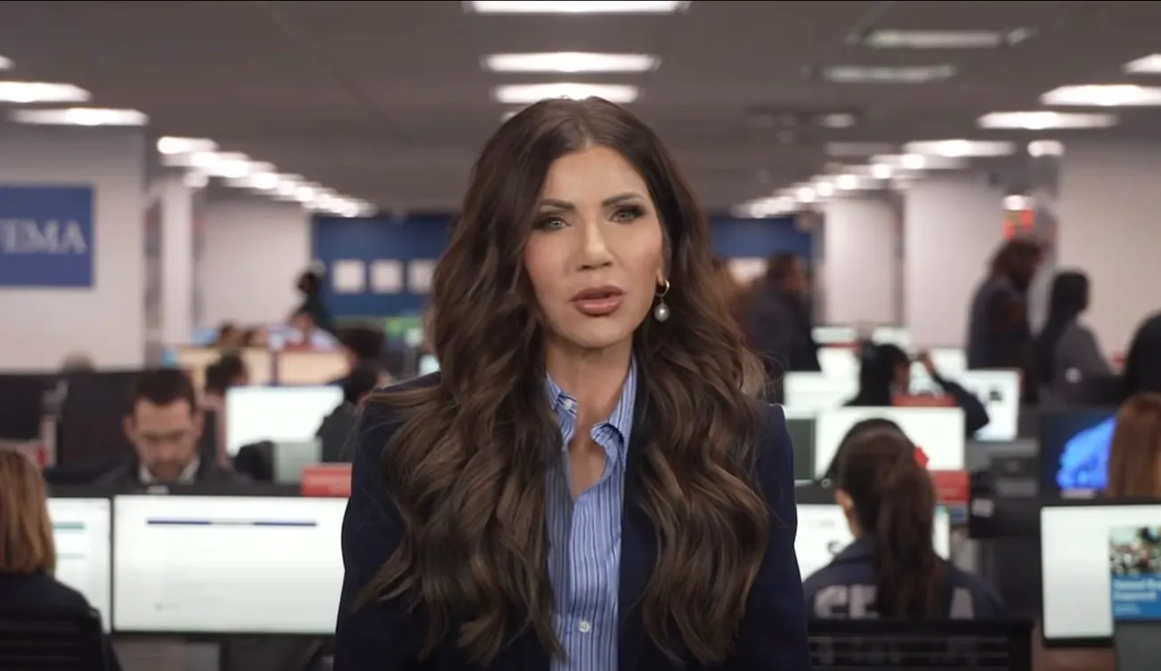 Largest Federal Labor Union Demands Sacking of Noem, Miller, over Pretti Killing