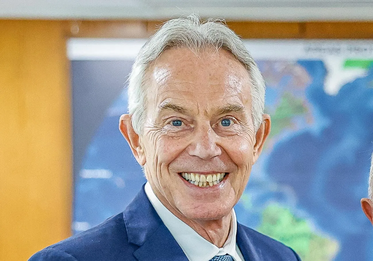 Spotlight Swings to Tony Blair Government Years, for Andrew's Trade Envoy Misconduct