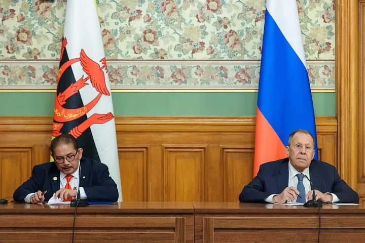 Lavrov Says, Trump's War on Iran Could Spread Nuclear Weapons