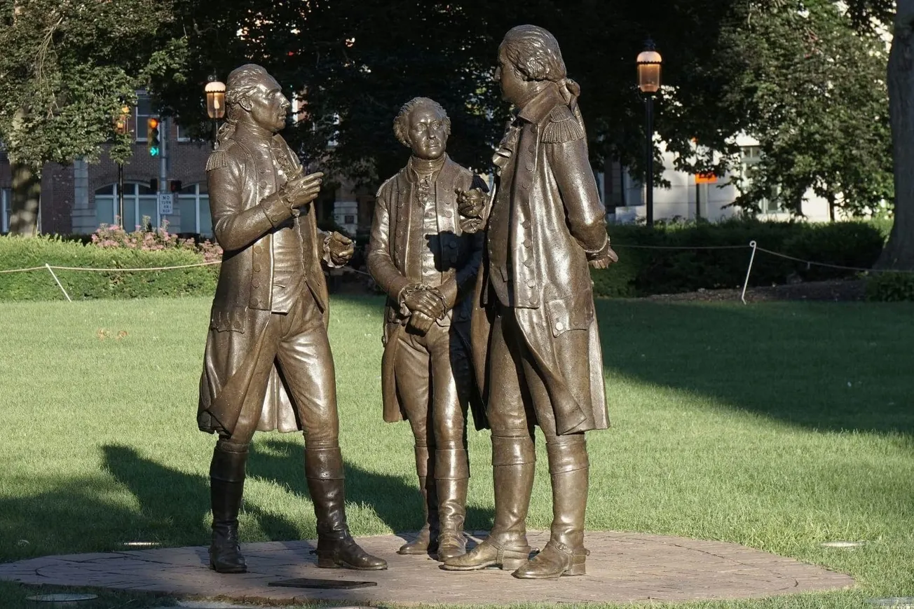 Statue of George Washington, Alexander Hamilton, and the Marquis de Lafayette