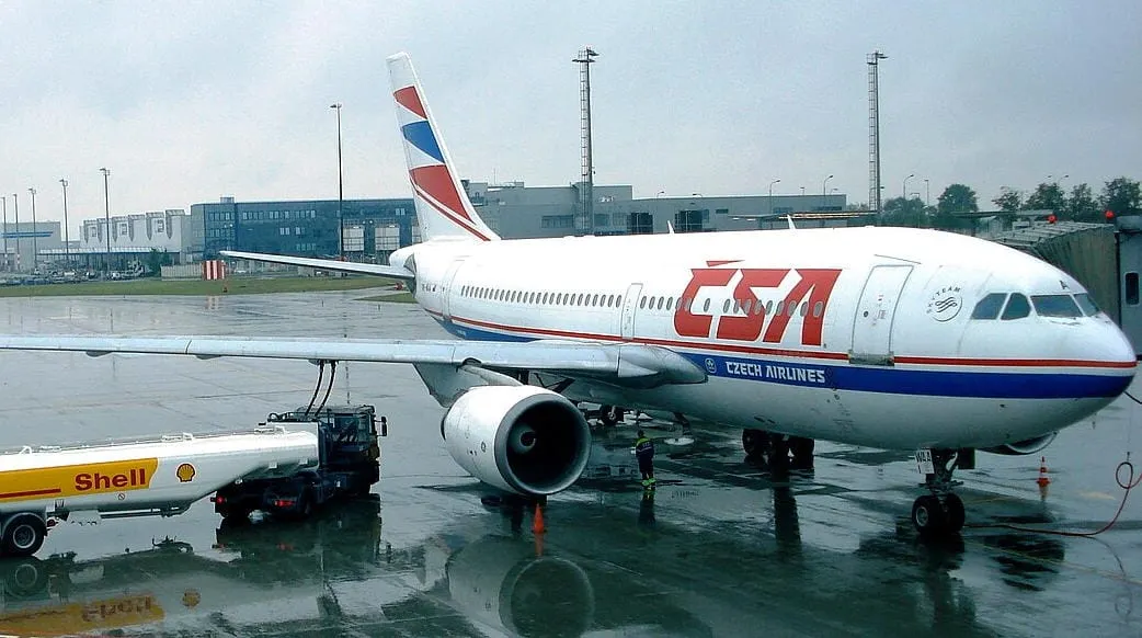 Europe May Soon Ration Dwindling Jet Fuel Stocks