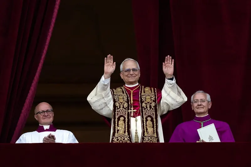 Pope Leo XIV Convenes Worldwide Prayer Vigil for Peace