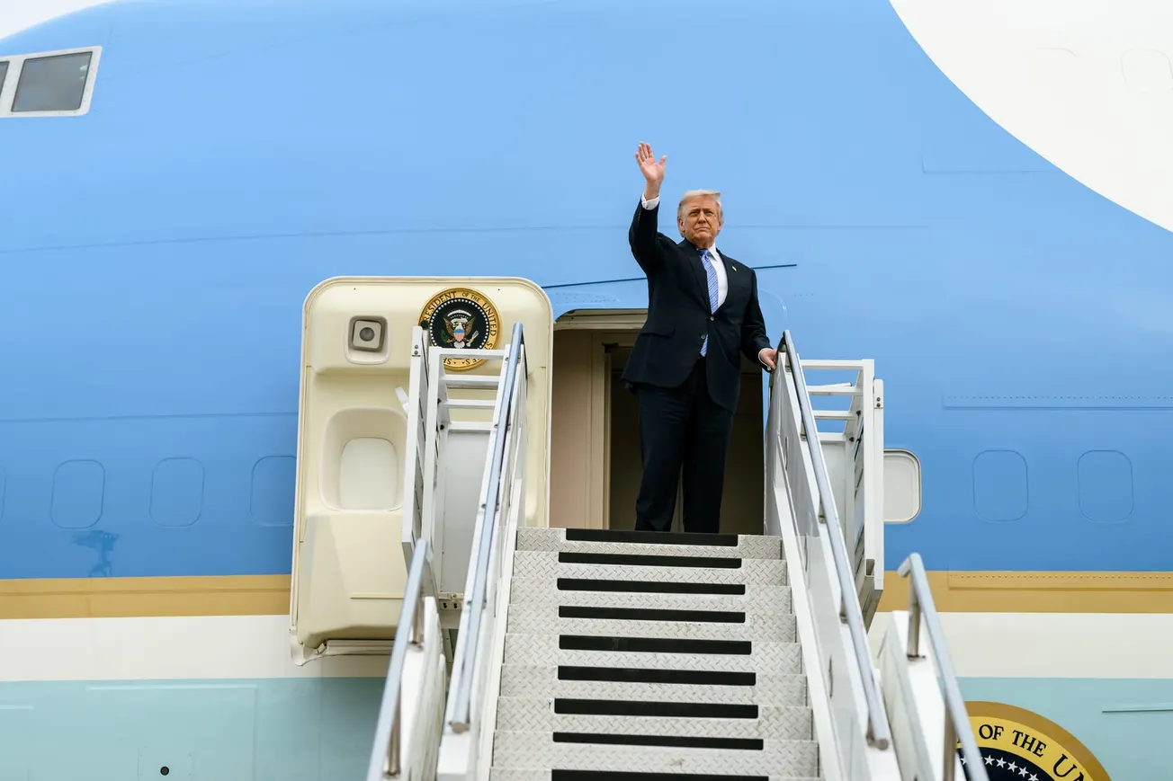 Trump Departs Beijing After Two-Day Visit; Claims of Boeing, Oil, and Soybean Deals Await Confirmation
