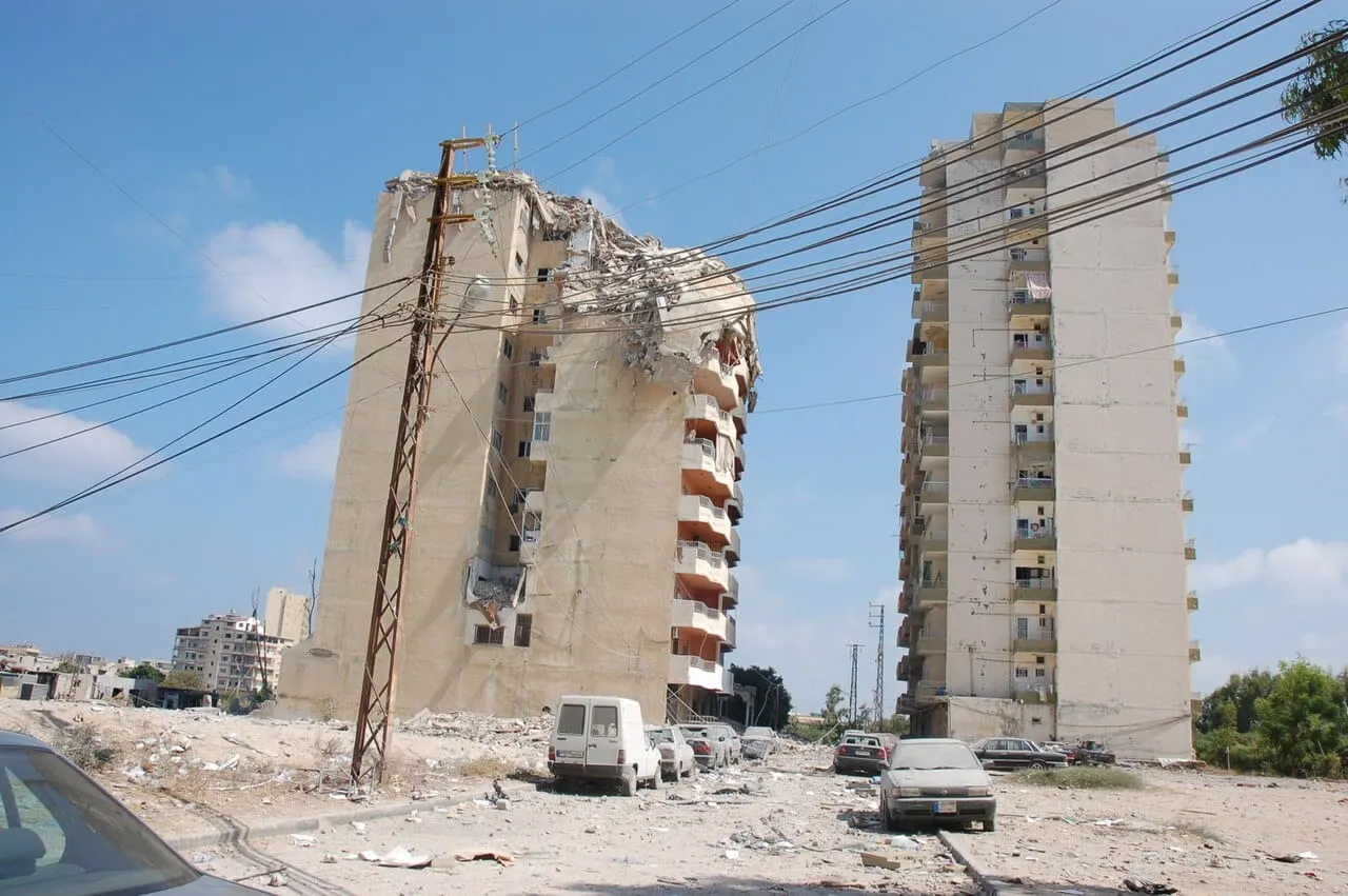 Israel Aims at Tyre in Lebanon