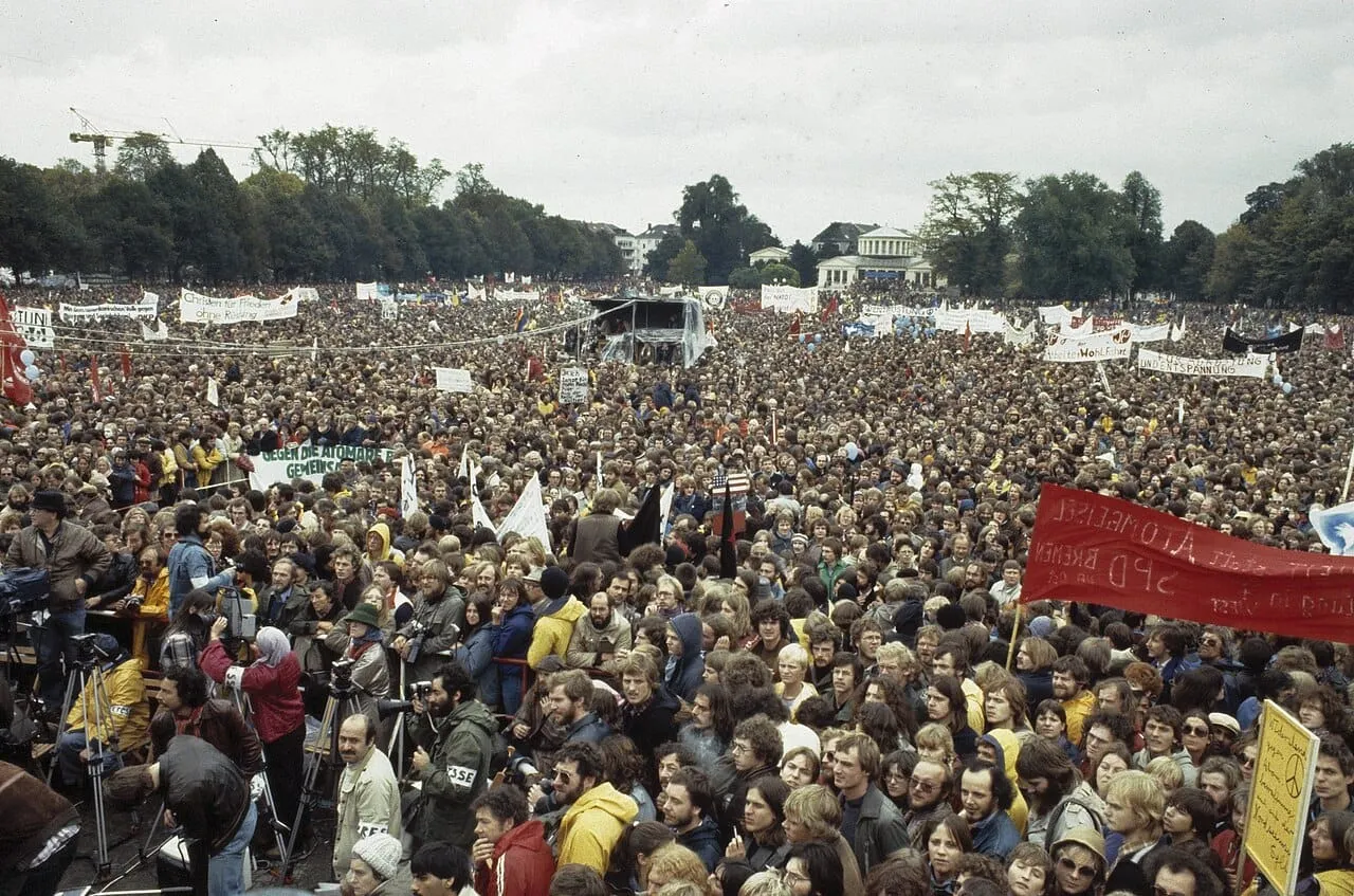 Pope Leo Was at 1983 Rally in Italy Against Pershing II Missiles