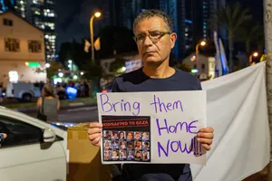 Second Swap of Israeli Hostages for Palestinian Prisoners Goes Ahead