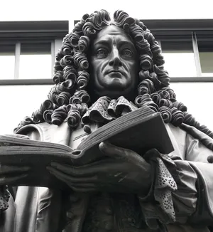 Flight Forward or Calm Statecraft: a Day to Celebrate Leibniz