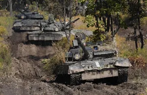 Russian Forces Reportedly 'Punch Through' Ukrainian Lines in Kursk