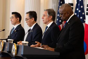 U.S., South Korea Jack Up Confrontation against Russia
