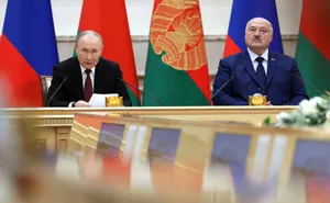 Putin, Lukashenko Talk About Placing Oreshnik Missiles in Belarus