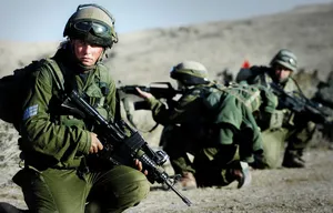 Hersh Says IDF Now Run by Officers from Settlements Dedicated to Leveling Gaza
