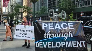 Setting the Economic Terms for Peace Is Indispensable