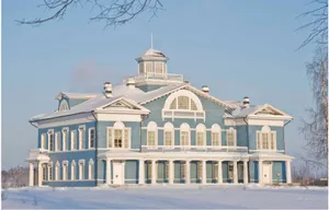 Photographer Logs Russia’s History in Architectural Genius