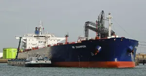 Trump Considers Scheme to Lift Restrictions on ‘Shadow Fleet’ Vessels