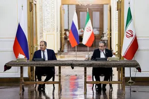 Lavrov's Meetings in Tehran Stressed Iran-Russia Cooperation