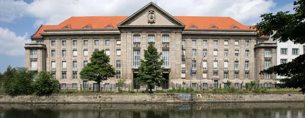 Internal ‘Leaked’ German Defense Paper Sparks Hyperventilation About War with Russia