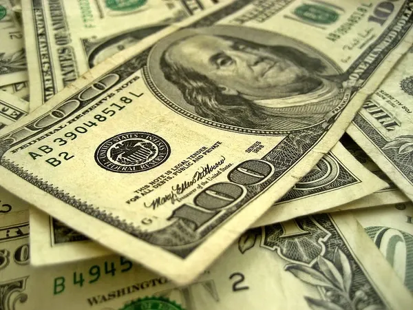 Re-Dollarization? U.S. Looted the World of $2.9 Trillion in the Past Two Years