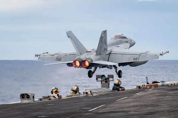 U.S. Navy Deploy Fighter Jets to Military Base in Middle East