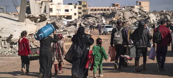 Palestinians Refusing To Leave Gaza