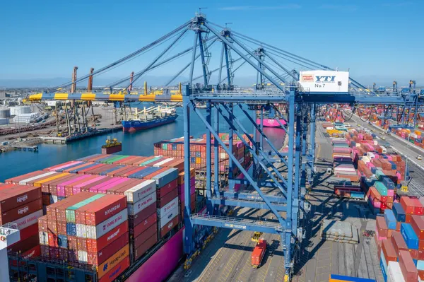 U.S. and China Reach 90-Day Tariff Deal, as Trump Seeks Dialogue with Xi Jinping by Week’s End