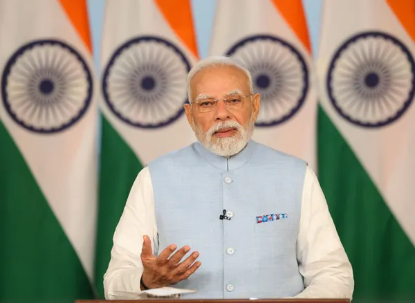 Modi: India's Enemy #1 Is Dependence on Foreign Powers