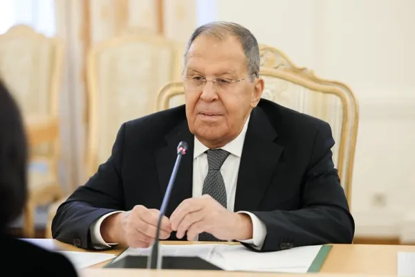Lavrov Warns of Expansion of Nuclear Armaments in Western Europe
