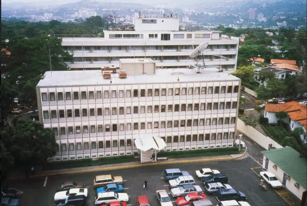 Venezuelan Government Warns 'False Flag' Incident Intended at U.S. Embassy