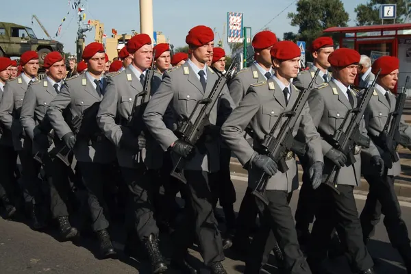 German Defense Minister Says, Whether or Not You Like the Military Draft, It Will Come!