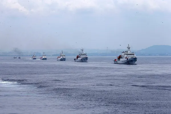 China Coast Guard, Navy Encircle Taiwan in 'Punitive,' 'Deterrent' Deployment