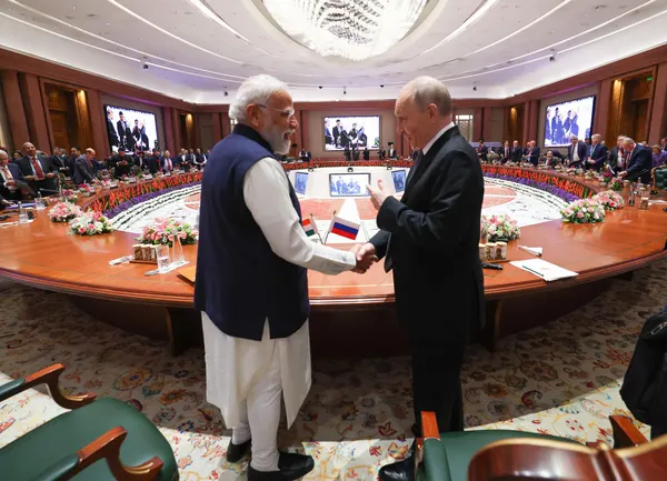 Modi and Putin Sketch Out Massive Economic Agreements to 2030