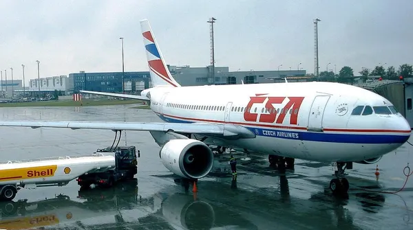 Europe May Soon Ration Dwindling Jet Fuel Stocks